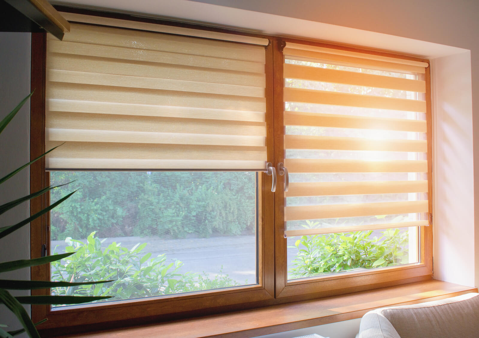 roman window living room roller shades install Lake County FL